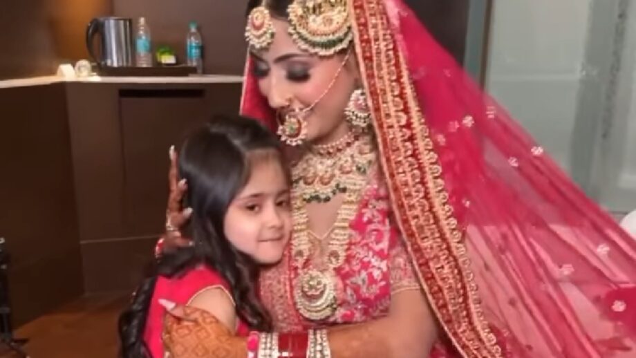 An Adorable Video Going Viral On Social Media Has Captured A Little Girl's Priceless Reaction On Seeing Her Mother Dressed As A Bride, Watch 514329
