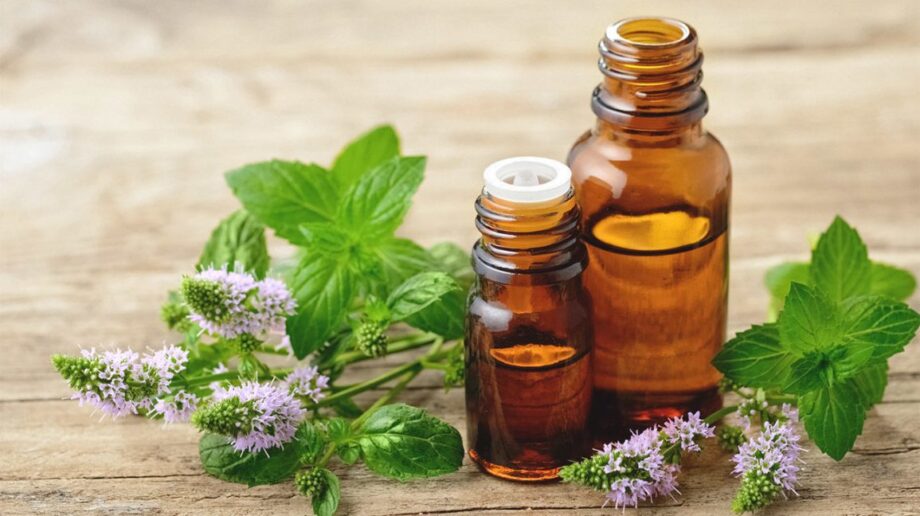 Essential oils to make your home smell good! See here - 4