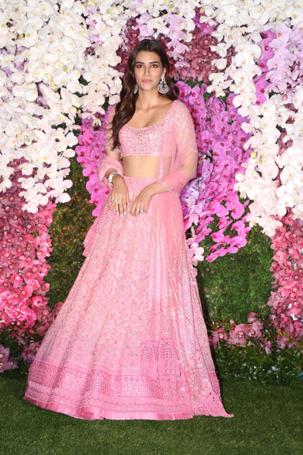 Sara Ali Khan To Shraddha Kapoor: Hotties In Pink Manish Malhotra Lehengas - 1