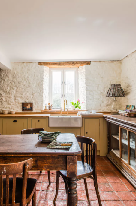 5 Antique Kitchen Ideas That Will Inspire You To Renovate - 1