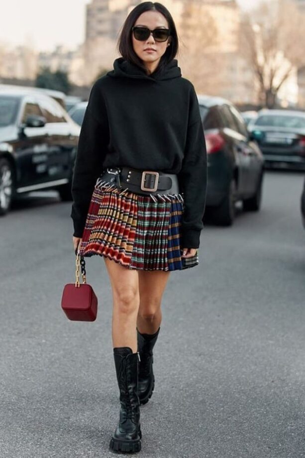 5 Ways To Style Your Plaid Skirt | IWMBuzz