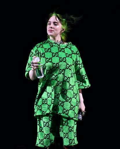 Baggie Outfits By Billie Eilish Are My Comfort, 5 Picks For You