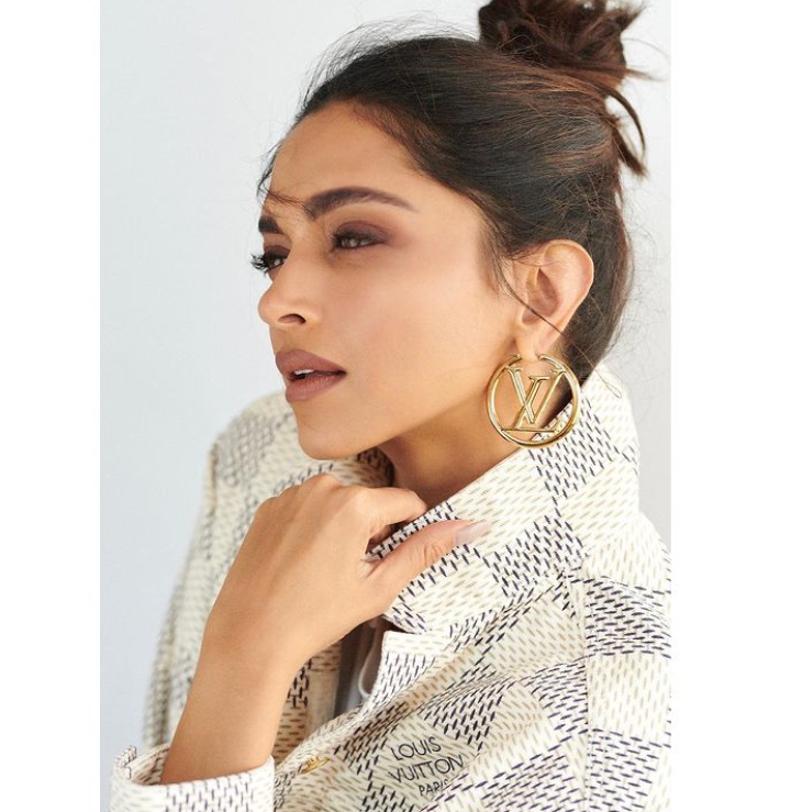 Know The Cost Of Deepika Padukone's Damier Azur Co-ord Outfit And