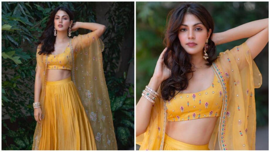 She finally learnt: Rhea Chakraborty is our new 'crush' in town, fans in  awe of her yellow lehenga swag | IWMBuzz