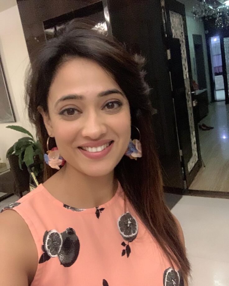 Take A Peek At These Gorgeous Shweta Tiwari Photos; Despite Being 41 Years Old, She Still Looks Young And Attractive 795948