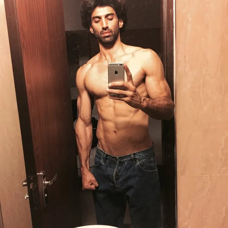 Take Some Grooming Tips From Aditya Roy Kapur, From Beard To Physique |  IWMBuzz