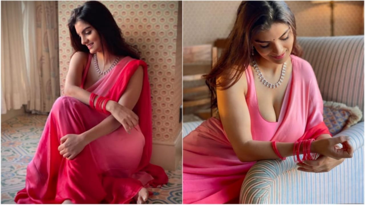 Hot And Sexy Women In Saree