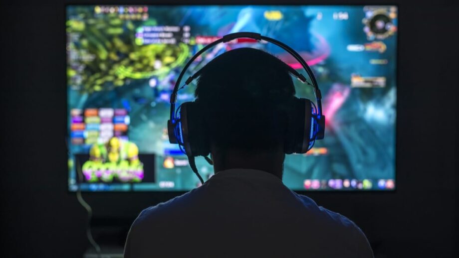 Deaths Occurred Due To Gaming Addiction: Here's Why You Should Control Your Gaming Time