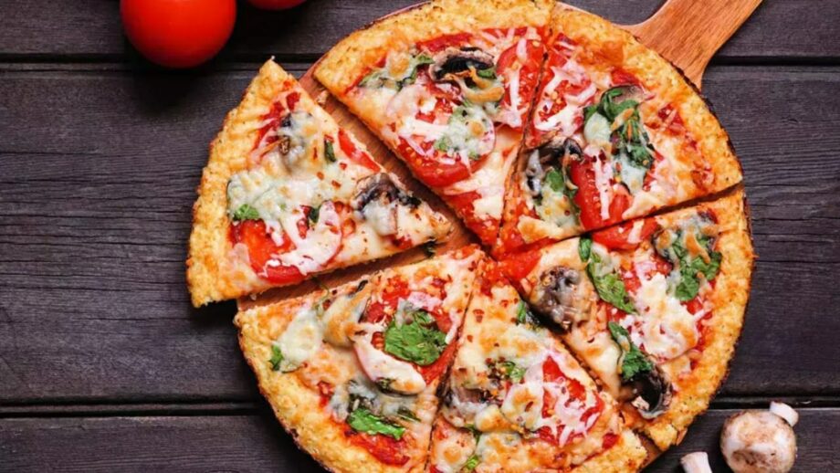 Easy Recipe To Prepare Pizza In These Simple Steps