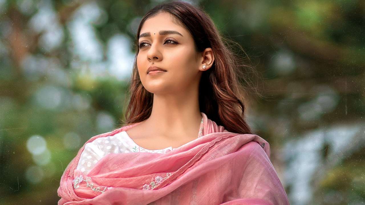 Nayanthara's Rare Pictures Will Make You Believe Just How Gorgeous She Is  In Real Life | IWMBuzz