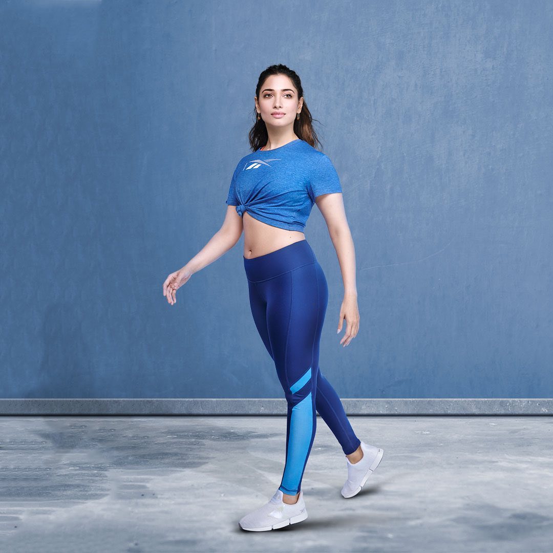Tamannaah Bhatia is slaying in blue Reebok tshirt and yoga pants, check her  out