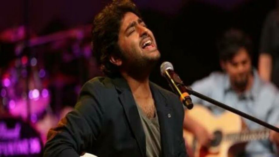 Arijit Singh And His Buzz-Worthy Love Songs Never Fail To Astonish
