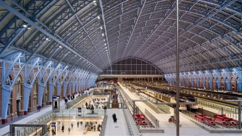 10 of the world's most stunning train stations 696206