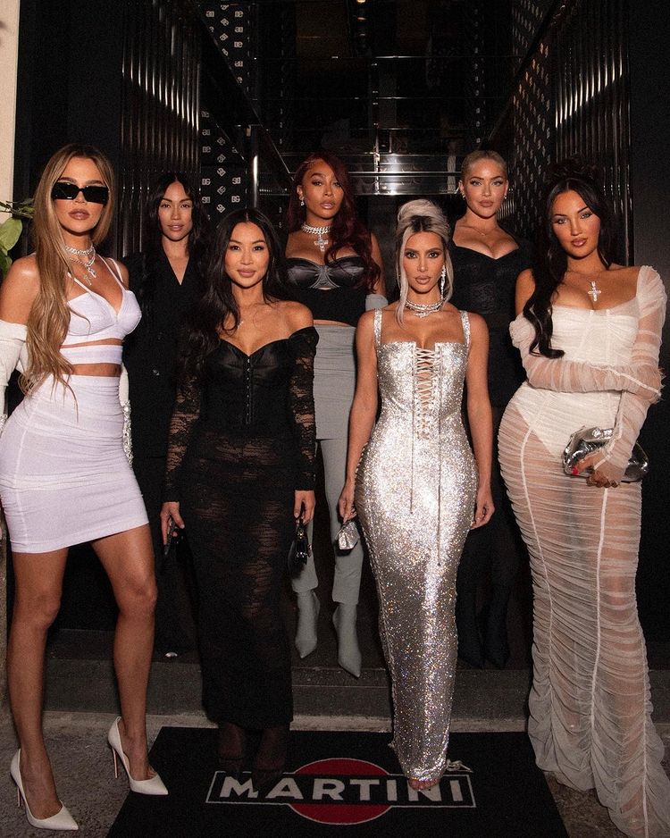 Glam Alert: From Khloe Kardashian, Kim Kardashian, Olivia Pierson, Lala To  Natalie Halcro And More Appeared At The Milan Fashion Week 2022 In  Glamourous Ensembles, Take A Look | IWMBuzz
