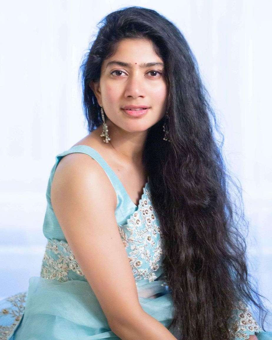 Sai Pallavi's Effortless Elegant Style In Sarees | IWMBuzz