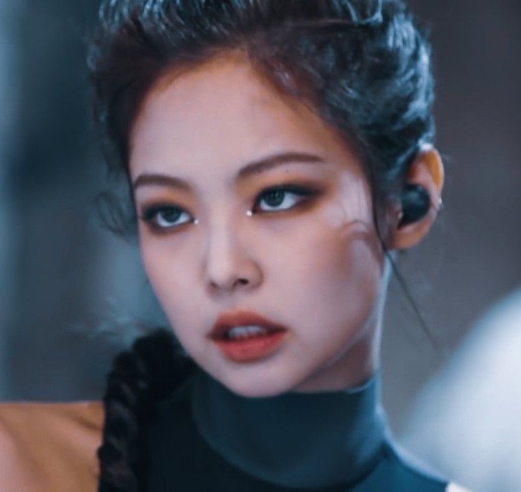 Blackpink Jennie Has Oceanic Eyes, Which Makes One Lost In Her Charisma ...