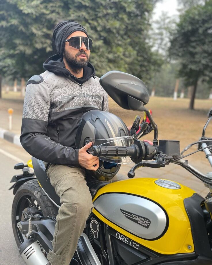 Ayushmann Khurrana Rides His Brand-New Ducati On The Streets Of Chandigarh 754435