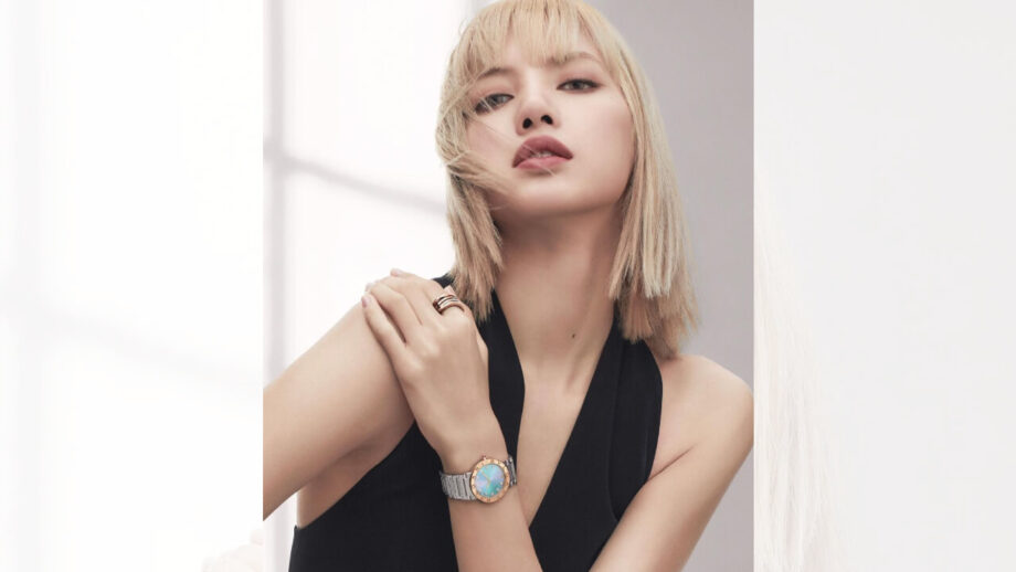 BLACKPINK's 'Queen' Lisa Shows How To Style In Black Outfit, See Pics 758614