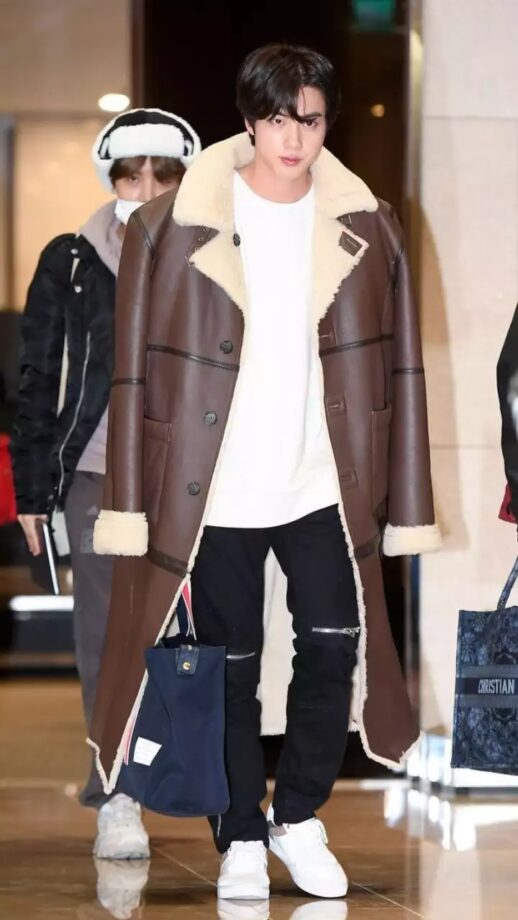 BTS Jin’s airport style file 765205