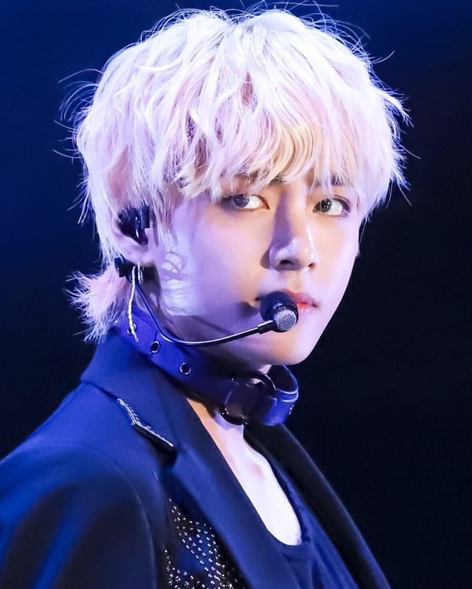 BTS V Enchanting In Blonde Hair Color 764194