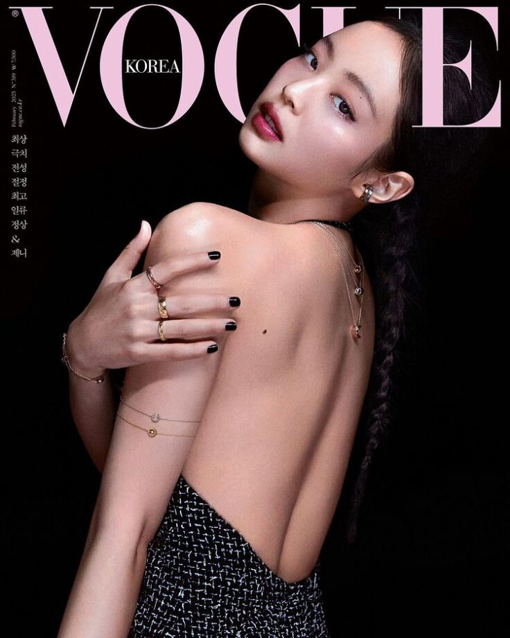 Check Out: Charismatic Blackpink Jennie For Cover Page In Monochrome 757883