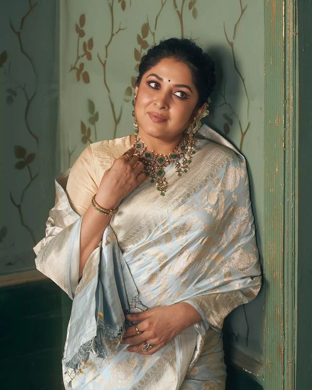 Check-Out: Ramya Krishnan's Mystical Glimpses In Sarees; Fans Are In Awe 757600
