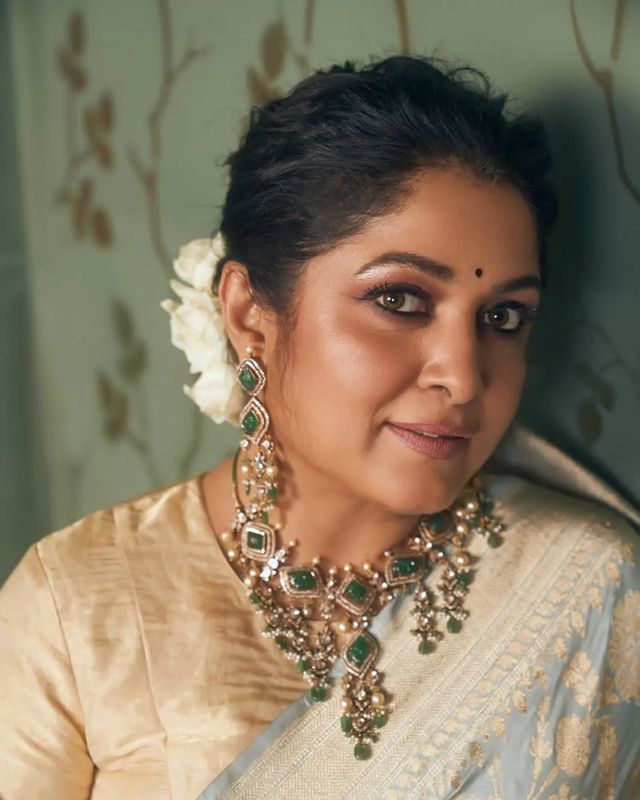 Check-Out: Ramya Krishnan's Mystical Glimpses In Sarees; Fans Are In Awe 757602