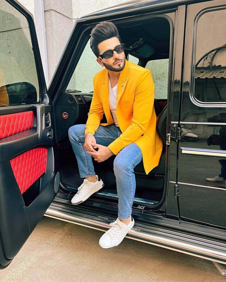 Dheeraj Dhoopar and Mohsin Khan's droolworthy sunglass swag will make you fall in love 761596