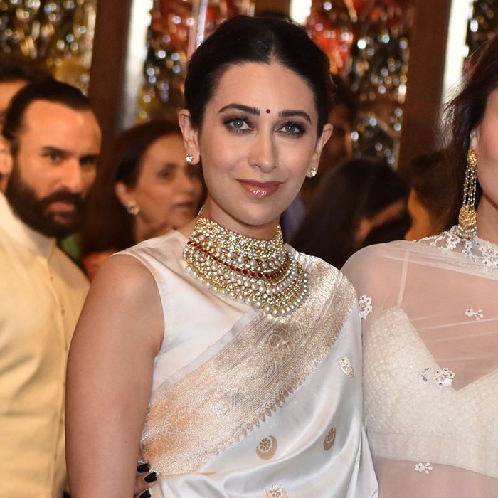 Fan Battle: Madhuri Dixit Or Karisma Kapoor; Who Is Bewitching In Chiffon Saree? 761783