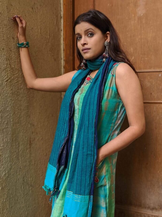 I like wearing bold colours: Rewati Limaye 762309