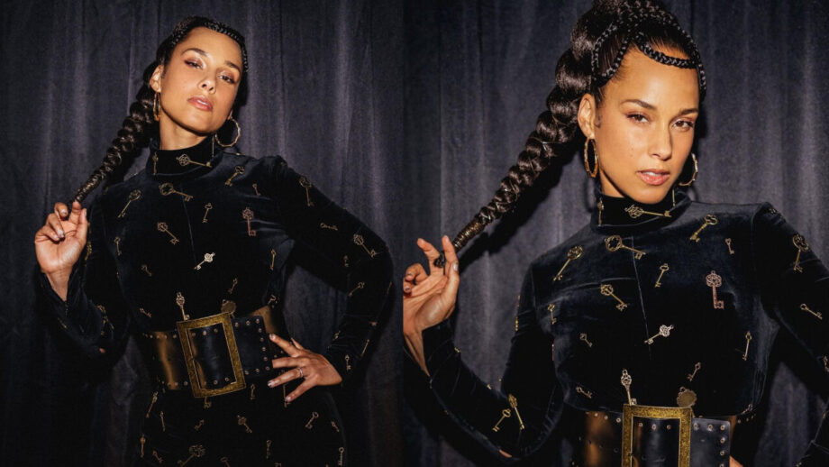 In Pics: Alicia Keys Looks Fiery Hot In Black Velvet Turtleneck Keys Print Outfit 761870