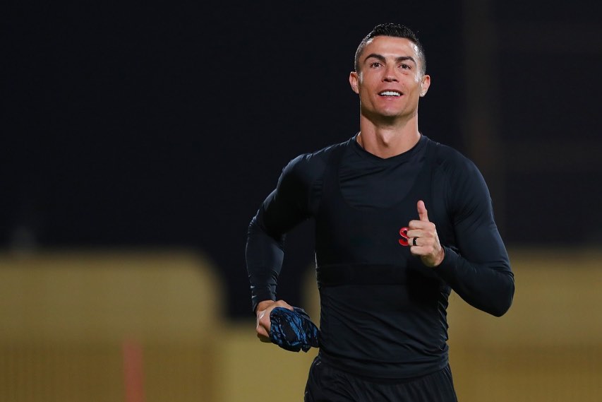 In Pics: Cristiano Ronaldo Shares Workout Candid Moves; Says, 'Hard Work Never Stops' 764862