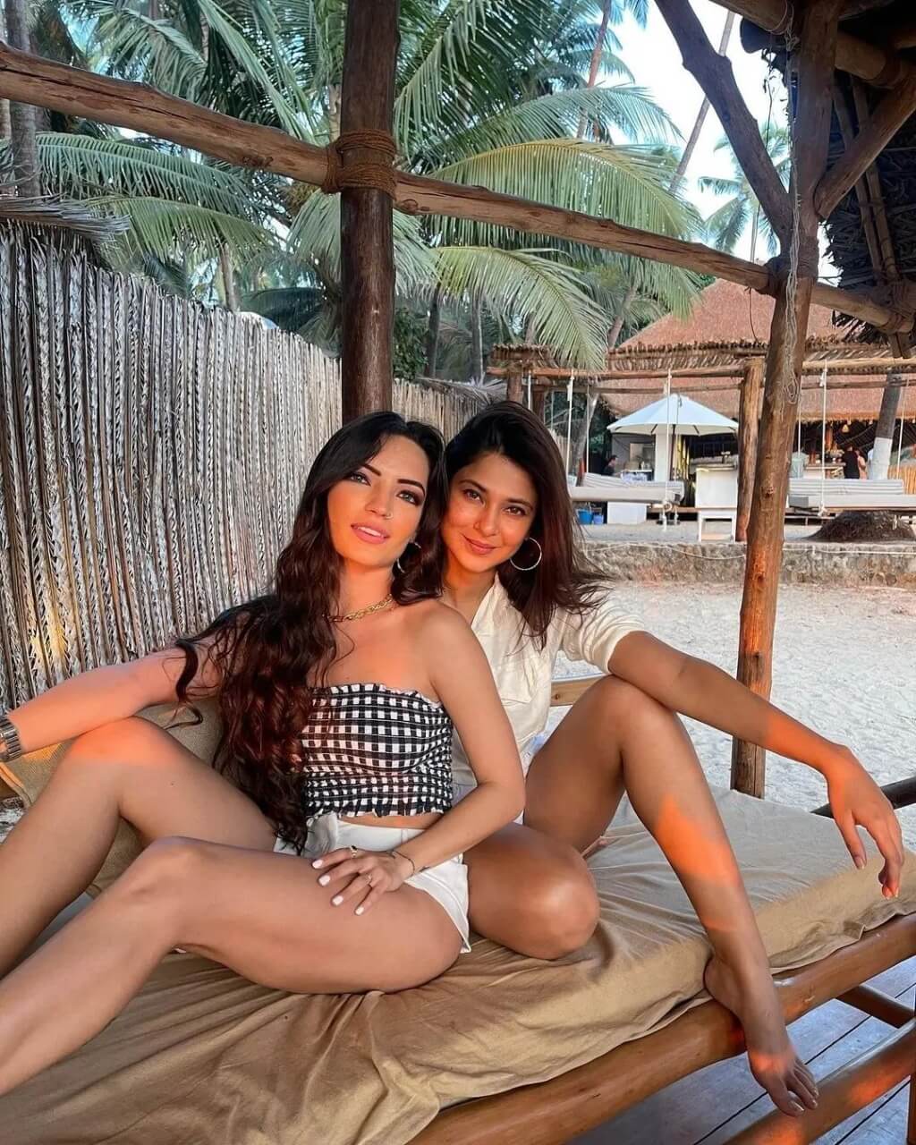 Jennifer Winget and Ahana Ghai: Two May Month's Babies Bond Over Shared Birthday: A Friendship is Born 760765