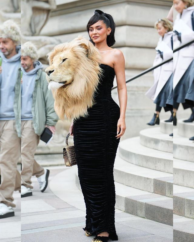 Kylie Jenner VS Irina Shayk: Who Donned The Lion's Head Faux Dress Better? 762376