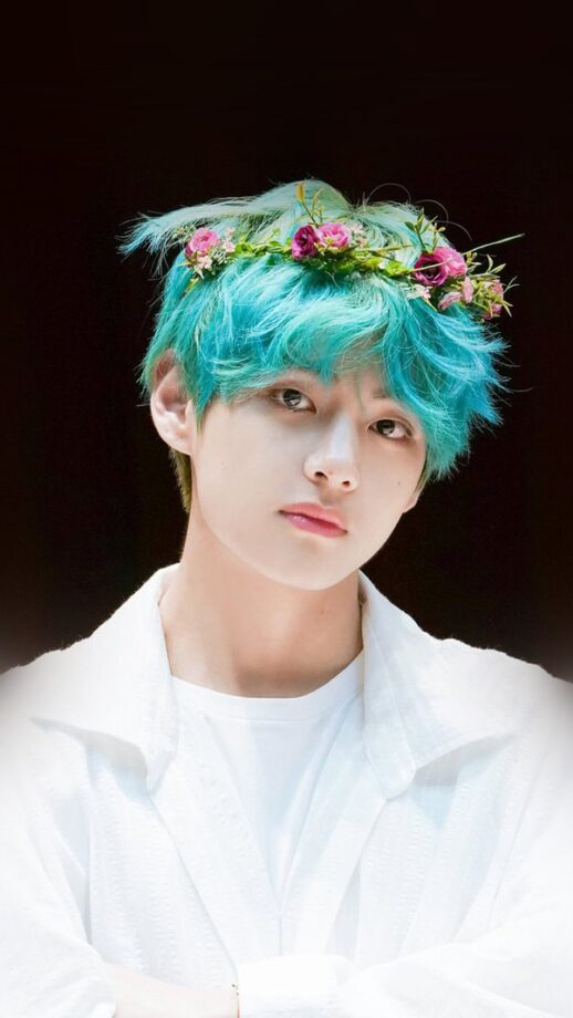 Learn To Style Long Hair From Kim Taehyung Aka V; See Pics | IWMBuzz