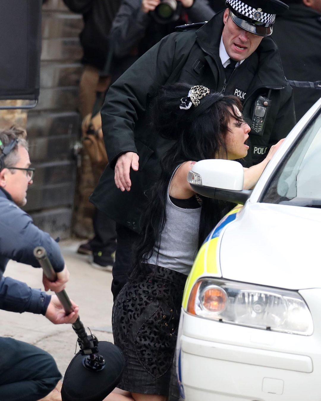 Marisa Abela Tears Up While Recreating Amy Winehouse's Husband's Arrest with Co-Star Jack Connell 760829