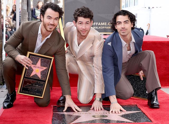 Nick Jonas Receive A Star On Hollywood Walk Of Fame, Priyanka Chopra Feels Proud 764771