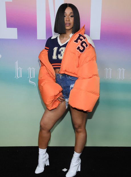 Rihanna, Cardi B, And Doja Cat: Singers With Quirk And Alluring Fashion 755907