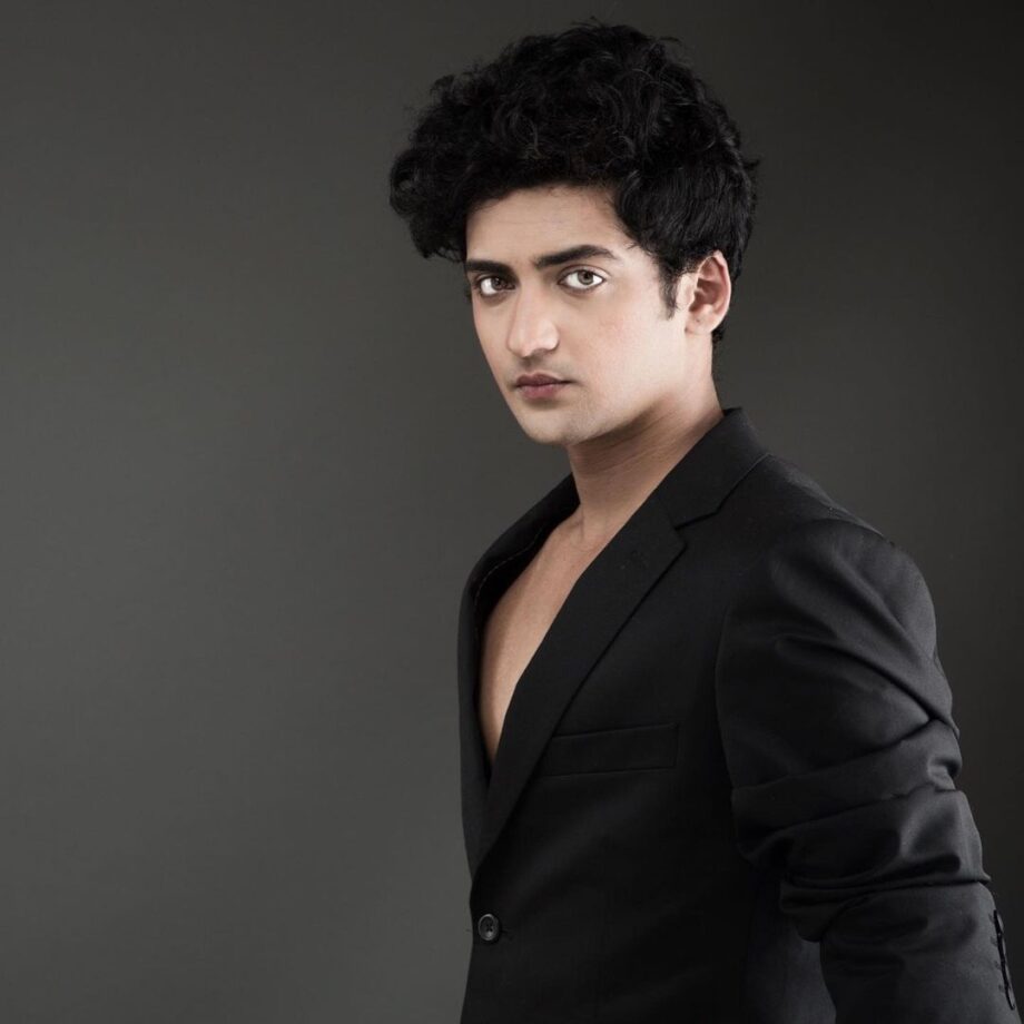 Sumedh Mudgalkar and Mallika Singh's cutest outfit goals in black 758022