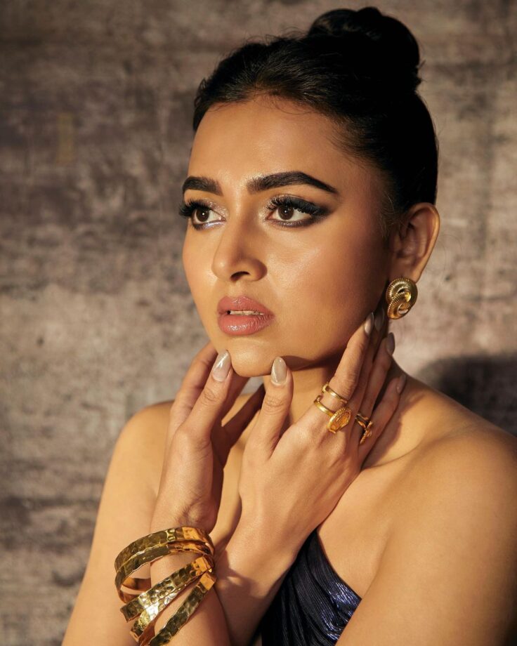 Tejasswi Prakash Looks Stunning In These Gowns 764379