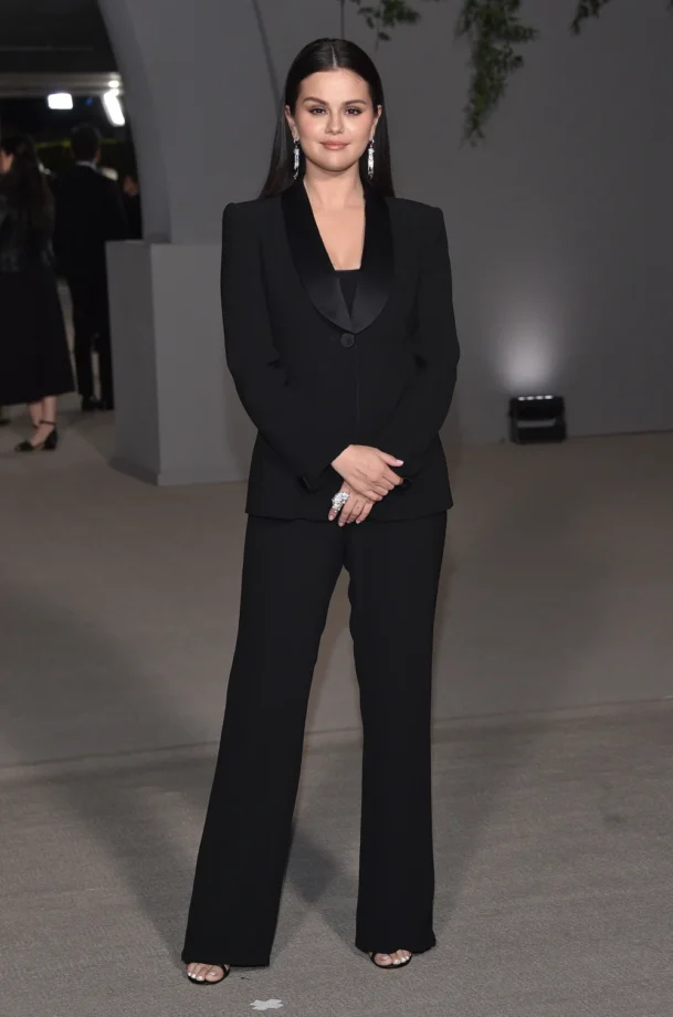 Throwback: Selena Gomez's Fashion Inspo On Red Carpet 2022 762483