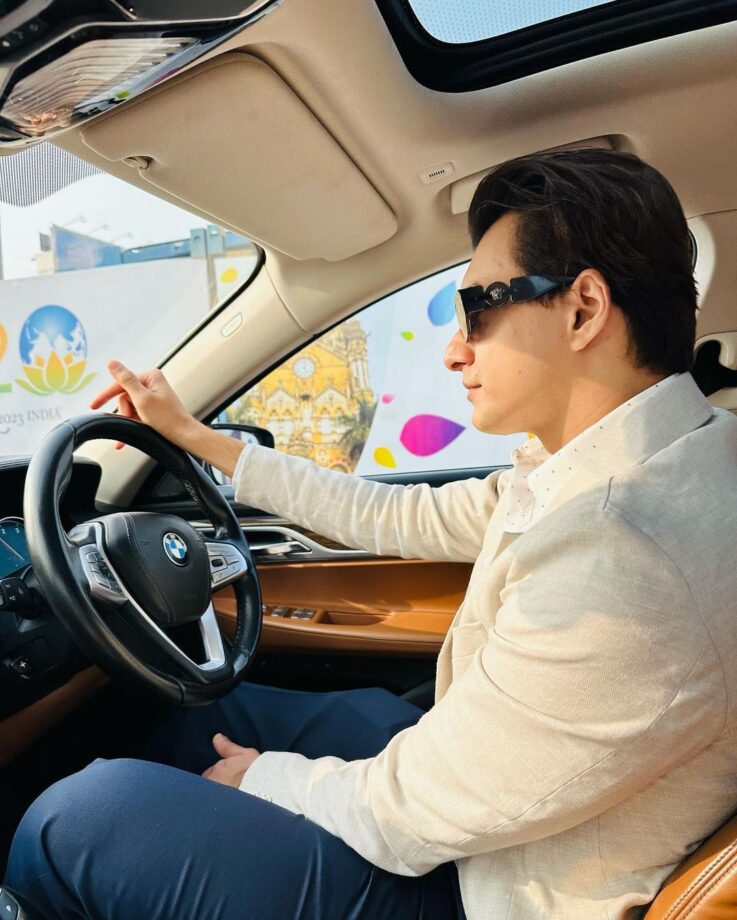 Your golden opportunity to join Mohsin Khan for long drive in swanky BMW car 756033