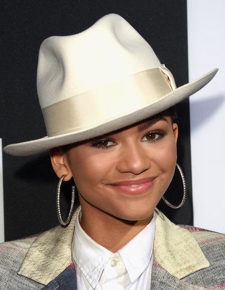 7 Times Zendaya Coleman Managed To Steal The Show In Western Outfits 766899