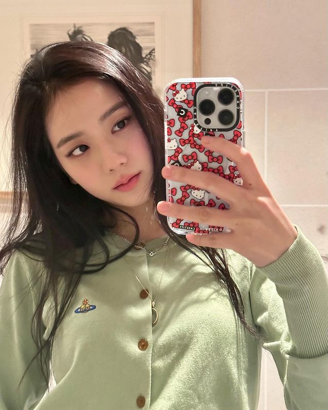 A day with Blackpink Jisoo in Paris, see pics 767368