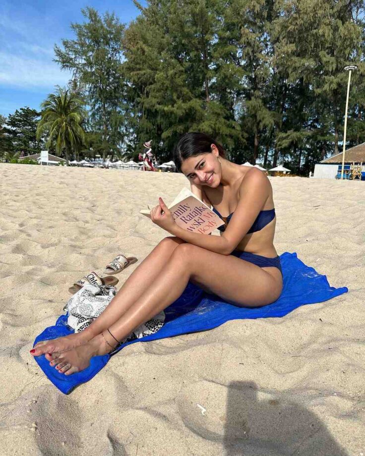 Ananya Panday To Nora Fatehi: Hottest Bollywood Celebs In Beach Outfits 778421
