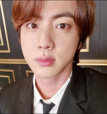 BTS Jin's Adorable Pictures For Fans; Check Out 769479