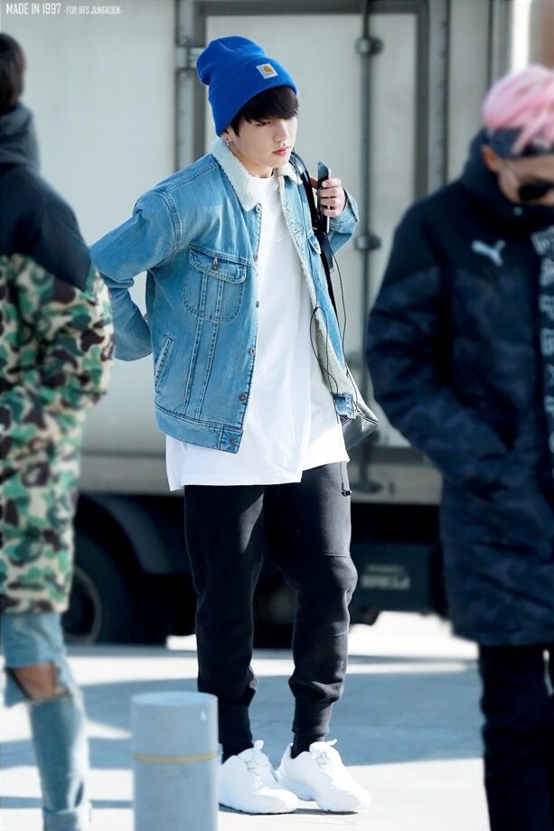 BTS Jungkook’s airport fashion timeline, see pics 776429