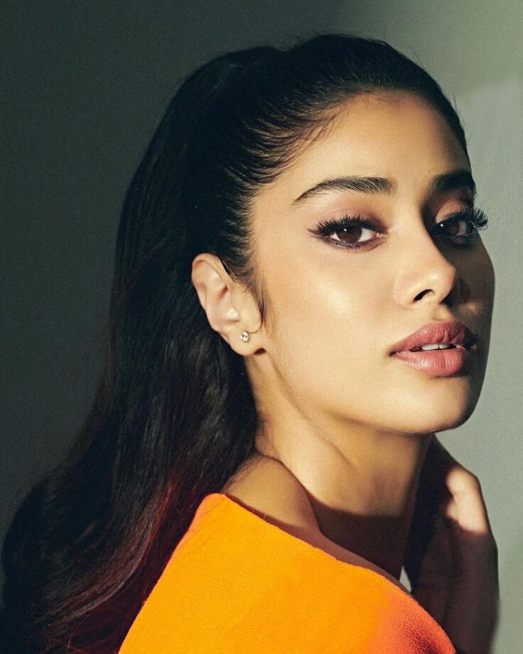 Check-Out: Janhvi Kapoor Looks Gorgeous In Bodycon Dress (wc-360) 766049