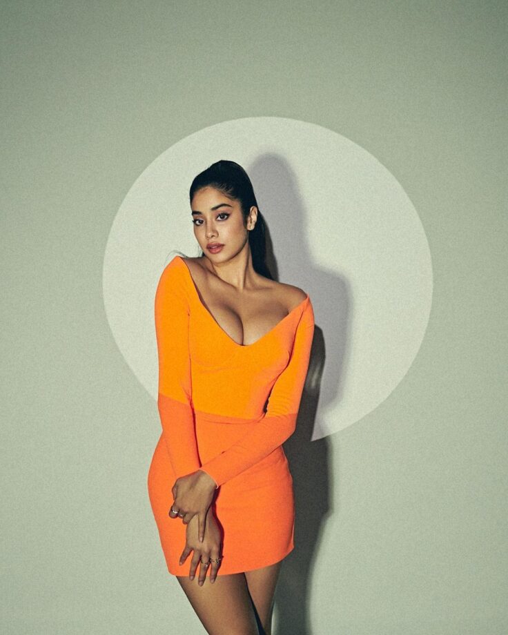 Check-Out: Janhvi Kapoor Looks Gorgeous In Bodycon Dress (wc-360) 766050