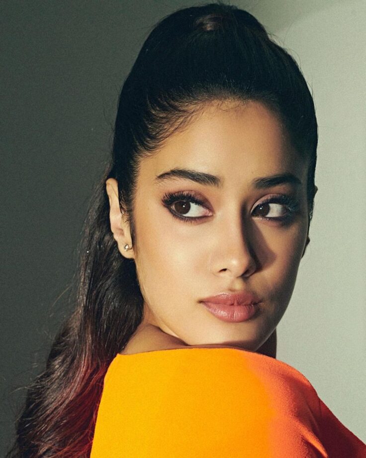 Check-Out: Janhvi Kapoor Looks Gorgeous In Bodycon Dress (wc-360) 766046